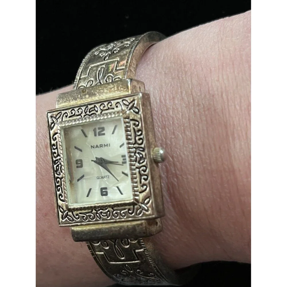 Narmi 5070 Silver Tone Cuff Watch Hinged Patina Quartz